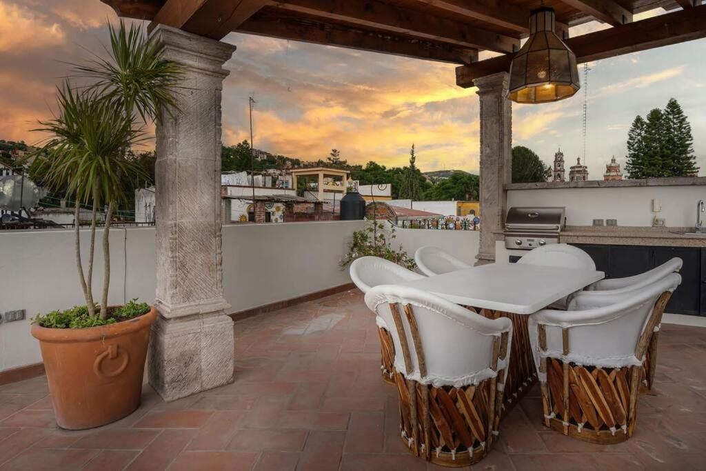 Elegant 3Br Home With Rooftop & Grill In Centro San Miguel Альенде Экстерьер фото