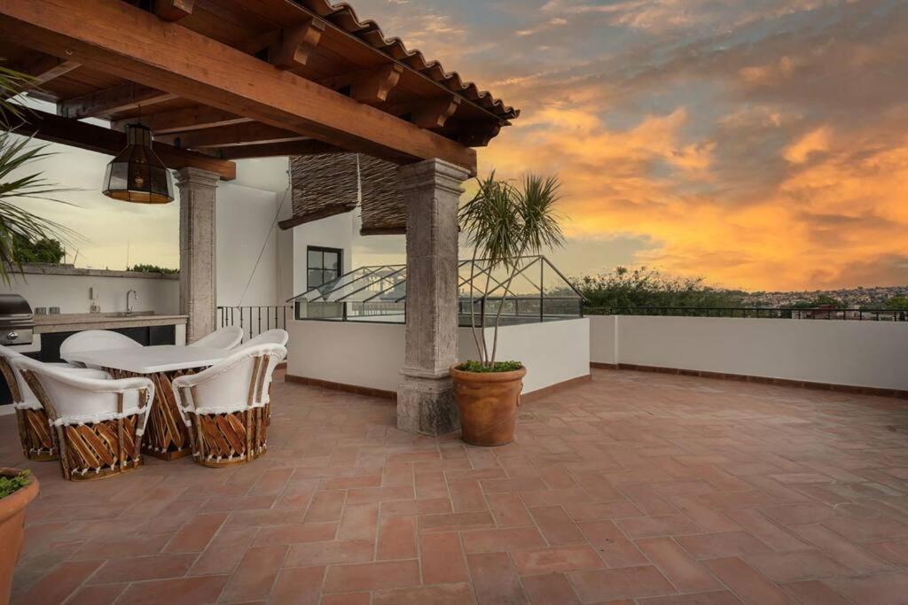 Elegant 3Br Home With Rooftop & Grill In Centro San Miguel Альенде Экстерьер фото